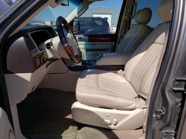 5LMFU28R13LJ34668 - 2003 LINCOLN NAVIGATOR 米色 照片 7