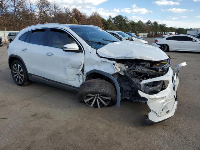 W1N4N4HB3MJ200122 - 2021 MERCEDES-BENZ GLA 250 4MATIC WHITE photo 4