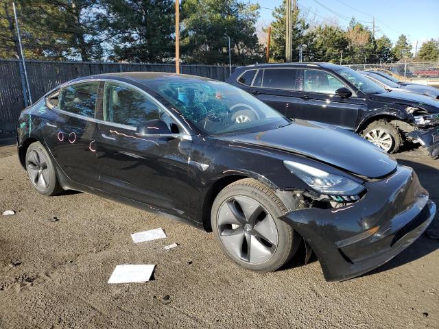 5YJ3E1EB1JF118673 - 2018 TESLA MODEL 3 BLACK photo 4