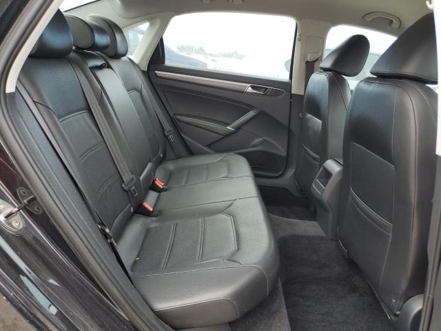 1VWDT7A31HC068969 - 2017 VOLKSWAGEN PASSAT R-LINE შავი ფოტო 10