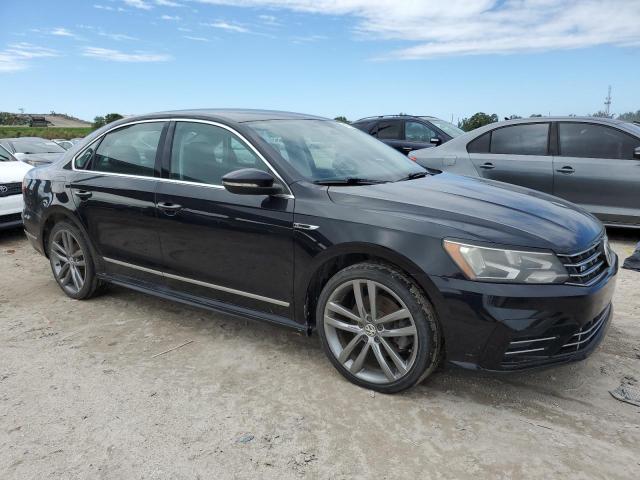 1VWDT7A31HC068969 - 2017 VOLKSWAGEN PASSAT R-LINE შავი ფოტო 4