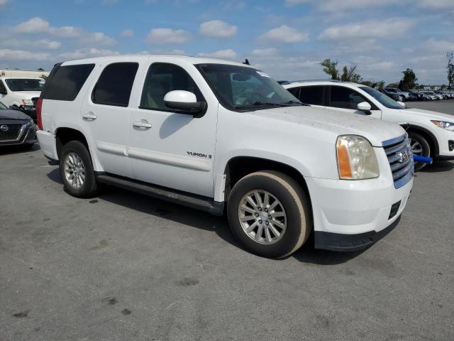 1GKFK135X8R223904 - 2008 GMC YUKON HYBRID WHITE photo 4