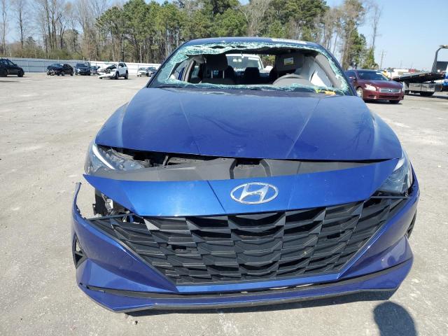 KMHLM4AG5NU335092 - 2022 HYUNDAI ELANTRA SEL BLUE photo 5