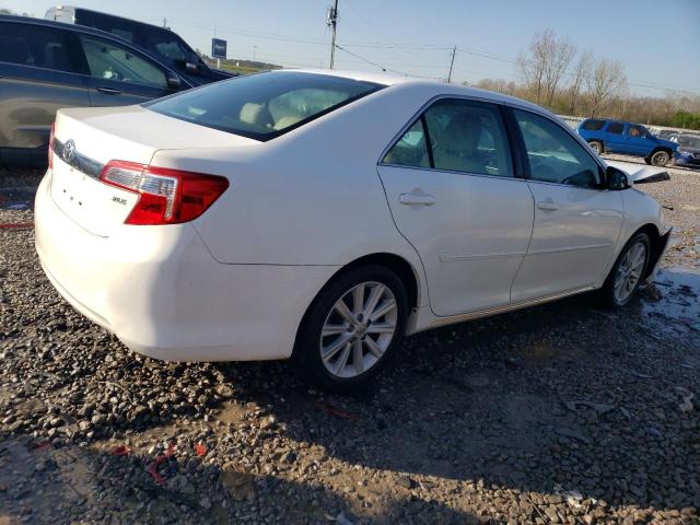 4T1BF1FK9CU149120 - 2012 TOYOTA CAMRY BASE WHITE photo 3