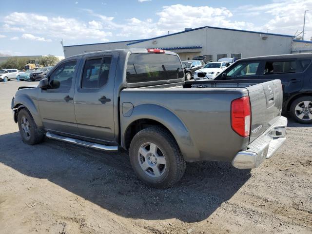 1N6AD07U45C400969 - 2005 NISSAN FRONTIER CREW CAB LE BLACK photo 2