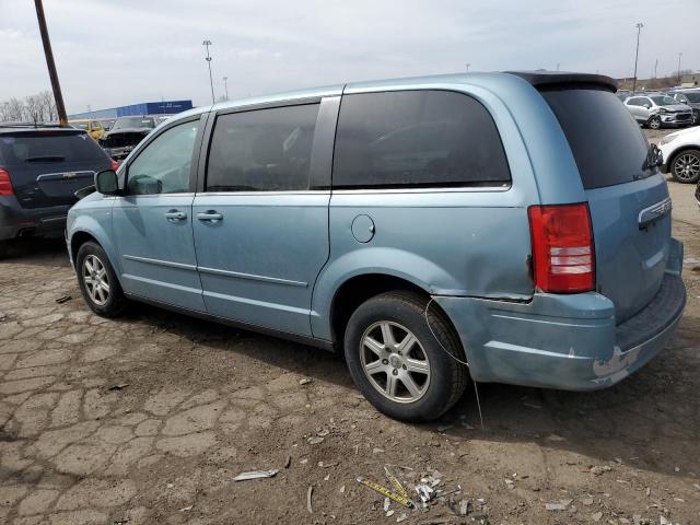 2A4RR2D13AR386300 - 2010 CHRYSLER TOWN & COU LX SILVER photo 2