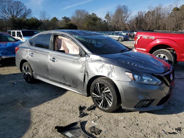 3N1AB7AP0JY263442 - 2018 NISSAN SENTRA S 灰色 照片 4