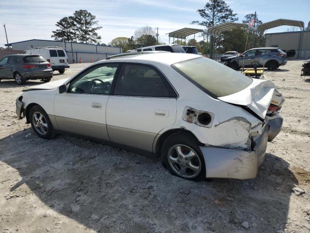 JT8BF22G7V5012622 - 1997 LEXUS ES 300 WHITE photo 2