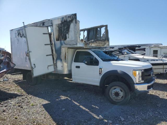 1FDUF5GY2HED29110 - 2017 FORD F550 SUPER DUTY WHITE photo 4