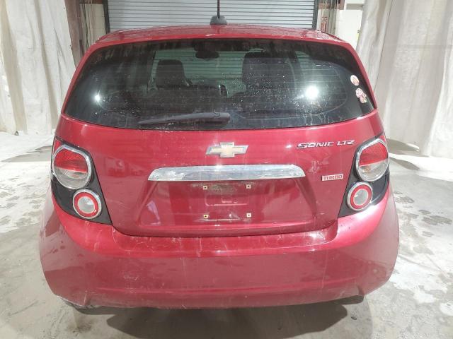 1G1JE6SB4G4125070 - 2016 CHEVROLET SONIC LTZ RED photo 6