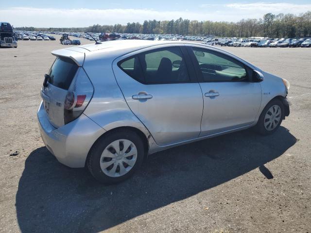 JTDKDTB3XD1548867 - 2013 TOYOTA PRIUS C SILVER photo 3