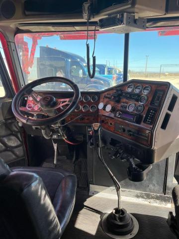 1FVHF6CK94DM38987 - 2004 FREIGHTLINER CONVENTION CLASSIC 120 BLUE photo 5