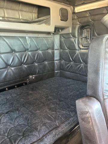 1FVHF6CK94DM38987 - 2004 FREIGHTLINER CONVENTION CLASSIC 120 BLUE photo 6