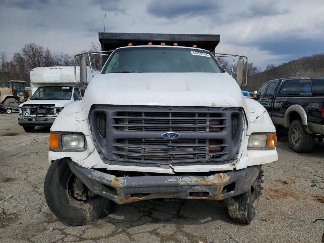 3FDNF65H21MA41097 - 2001 FORD F650 SUPER DUTY WHITE photo 5