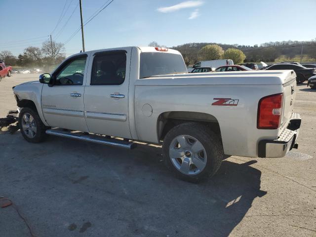 3GCPCSE02CG140397 - 2012 CHEVROLET SILVERADO C1500 LT WHITE photo 2