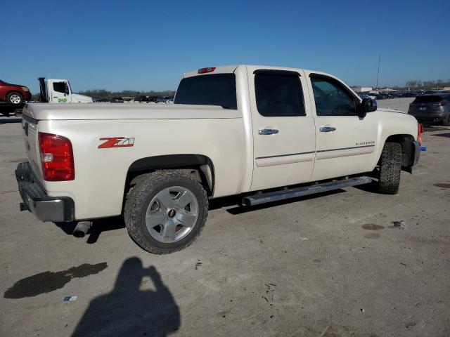 3GCPCSE02CG140397 - 2012 CHEVROLET SILVERADO C1500 LT WHITE photo 3