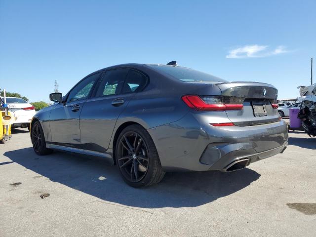3MW5U7J04L8B44319 - 2020 BMW M340I GRAY photo 2
