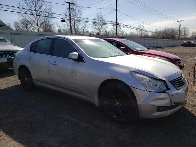 JNKBV61F28M254716 - 2008 INFINITI G35 SILVER photo 4