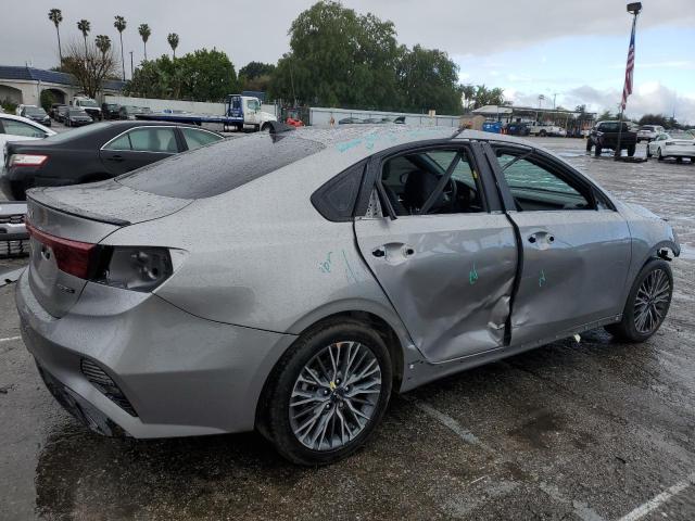 3KPF54ADXPE593078 - 2023 KIA FORTE GT LINE SILVER photo 3