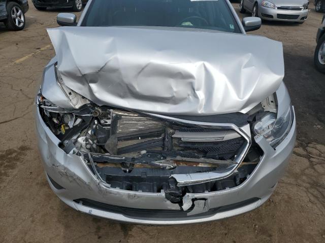 1FAHP2E8XDG216594 - 2013 FORD TAURUS SEL SILVER photo 11