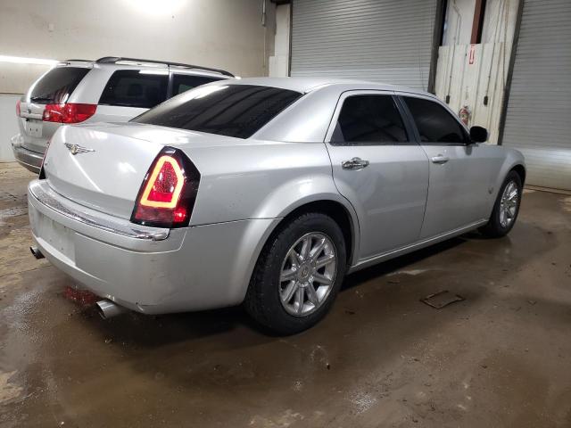 2C3KA63H66H100610 - 2006 CHRYSLER 300C SILVER photo 3