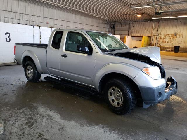 1N6BD06T25C431473 - 2005 NISSAN FRONTIER KING CAB XE SILVER photo 4