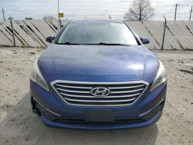 5NPE24AF8GH323722 - 2016 HYUNDAI SONATA SE BLUE photo 5