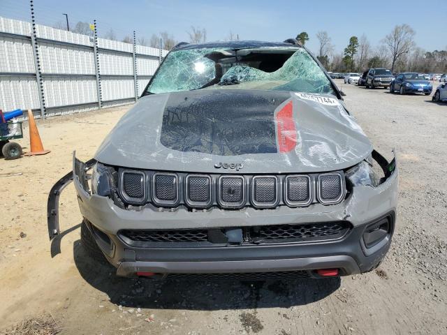 3C4NJDDB3NT223164 - 2022 JEEP COMPASS TRAILHAWK GRAY photo 5