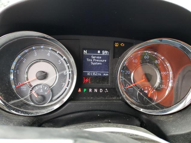 2A4RR8DG7BR703147 - 2011 CHRYSLER TOWN & COU TOURING L SILVER photo 9