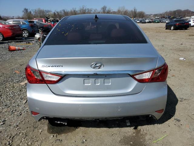 5NPEC4AC1EH873053 - 2014 HYUNDAI SONATA SE SILVER photo 6