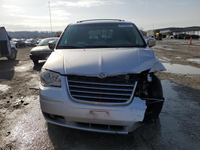 2A8HR54P38R730279 - 2008 CHRYSLER TOWN & COU TOURING SILVER photo 5
