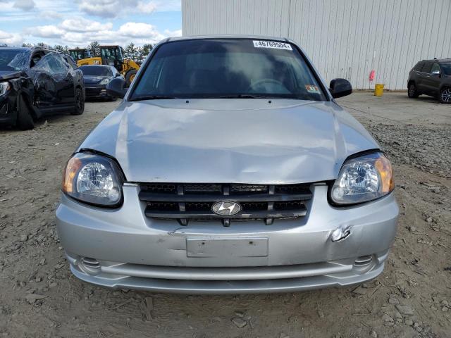 KMHCG35C84U302255 - 2004 HYUNDAI ACCENT GL SILVER photo 5