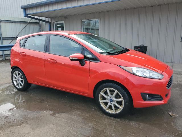 3FADP4EJXFM208873 - 2015 FORD FIESTA SE RED photo 4