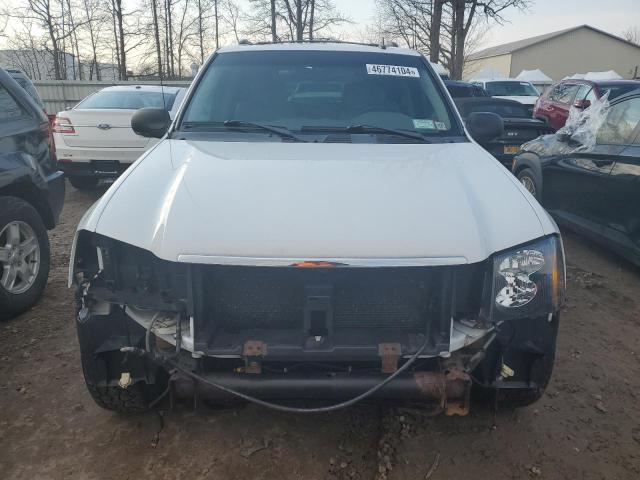 1GKDT13S182113648 - 2008 GMC ENVOY WHITE photo 5