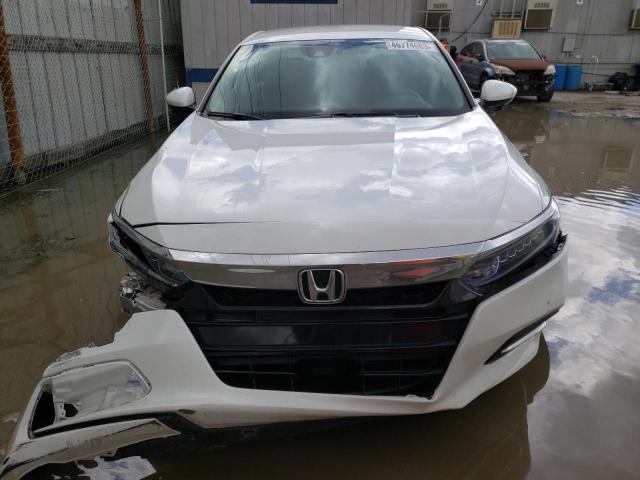 1HGCV3F13KA003750 - 2019 HONDA ACCORD HYBRID WHITE photo 5