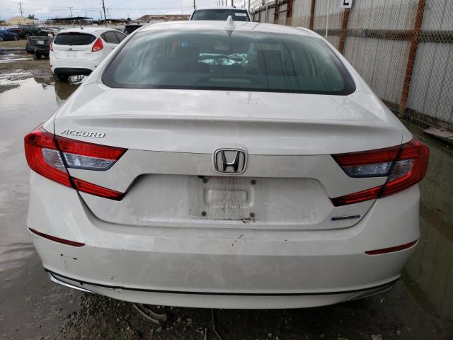 1HGCV3F13KA003750 - 2019 HONDA ACCORD HYBRID WHITE photo 6