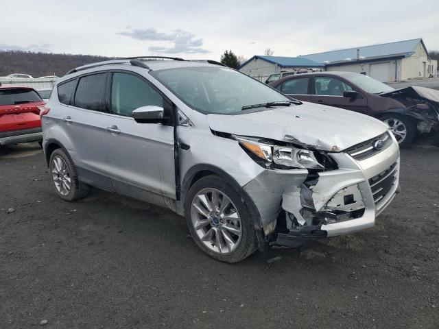 1FMCU9G9XFUB23814 - 2015 FORD ESCAPE SE SILVER photo 4