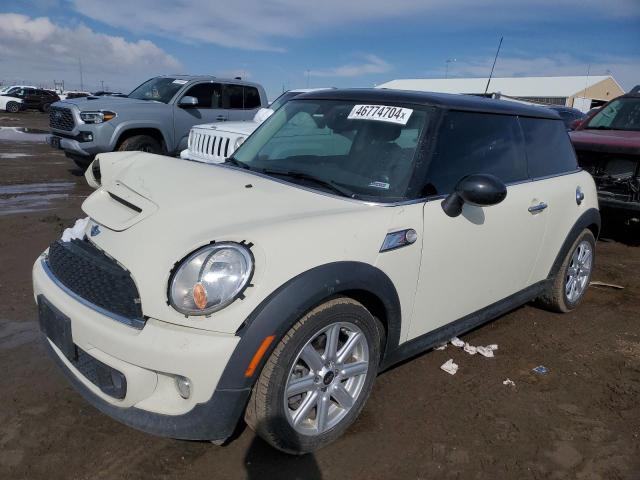 WMWSV3C52DT395660 - 2013 MINI COOPER S WHITE photo 1