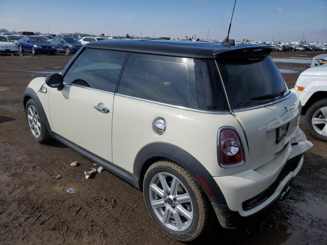 WMWSV3C52DT395660 - 2013 MINI COOPER S WHITE photo 2