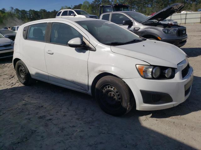 1G1JA6SH3F4196341 - 2015 CHEVROLET SONIC LS 白色 照片 4