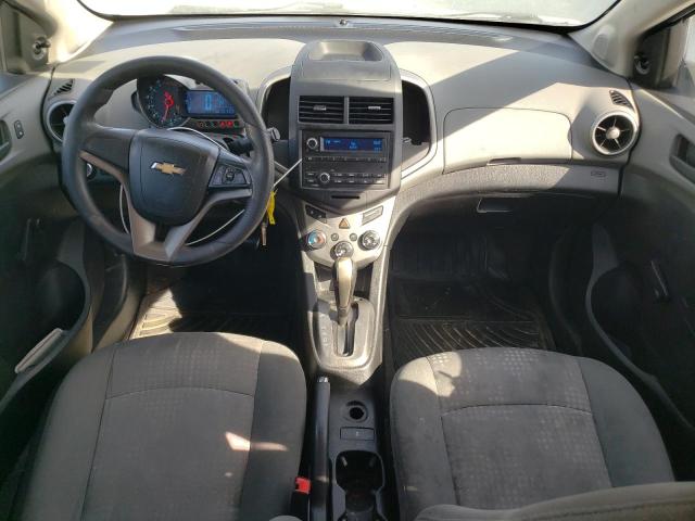 1G1JA6SH3F4196341 - 2015 CHEVROLET SONIC LS 白色 照片 8