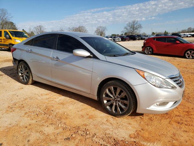 5NPEC4AC3BH265465 - 2011 HYUNDAI SONATA SE SILVER photo 4