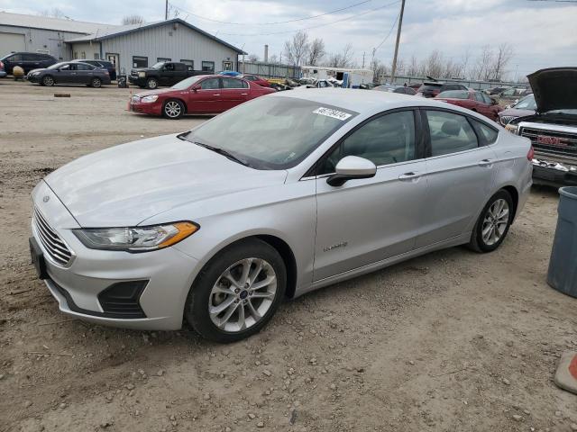 3FA6P0LU5KR263680 - 2019 FORD FUSION SE SILVER photo 1