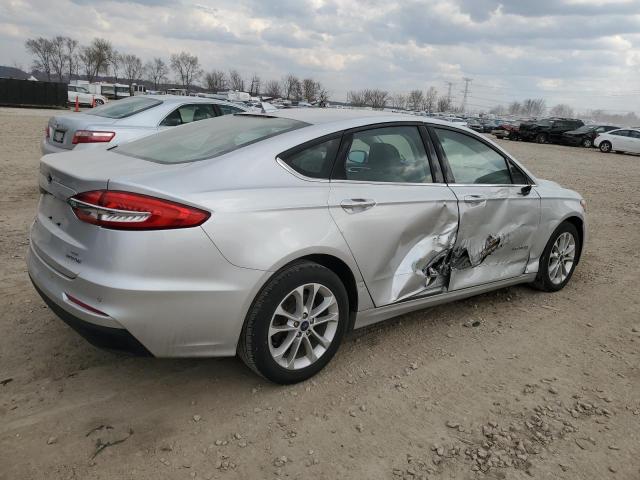 3FA6P0LU5KR263680 - 2019 FORD FUSION SE SILVER photo 3