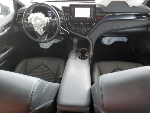 4T1G11AK8PU779308 - 2023 TOYOTA CAMRY SE NIGHT SHADE WHITE photo 8