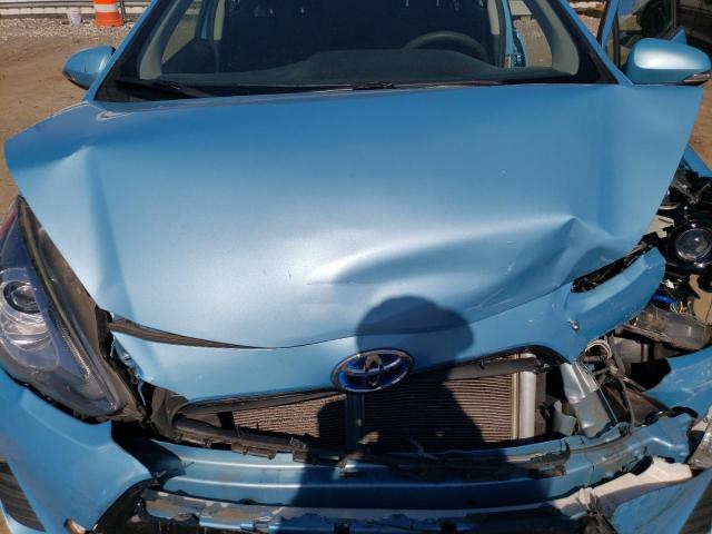 JTDKDTB36G1137275 - 2016 TOYOTA PRIUS C BLUE photo 11