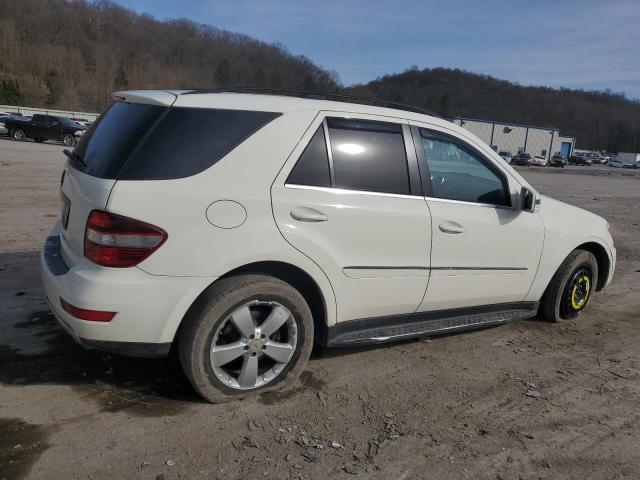 4JGBB8GB2BA673681 - 2011 MERCEDES-BENZ ML 350 4MATIC WHITE photo 3