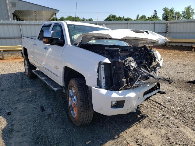 1GC1KXE88GF264841 - 2016 CHEVROLET SILVERADO K2500 HIGH COUNTRY WHITE photo 1