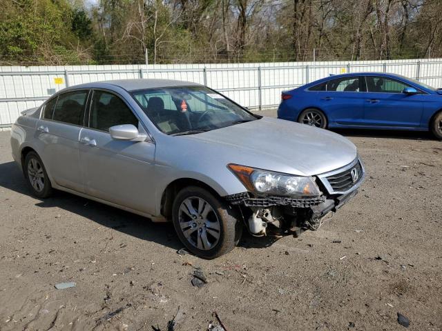 JHMCP263X8C026037 - 2008 HONDA ACCORD LX SILVER photo 4