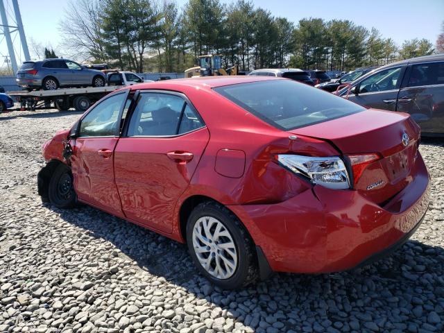 2T1BURHE4JC078483 - 2018 TOYOTA COROLLA L RED photo 2